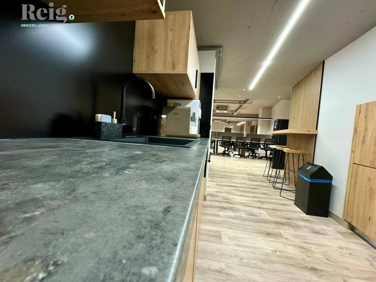 Se alquilan despachos nuevos en pleno centro de Escaldes - imagen 16