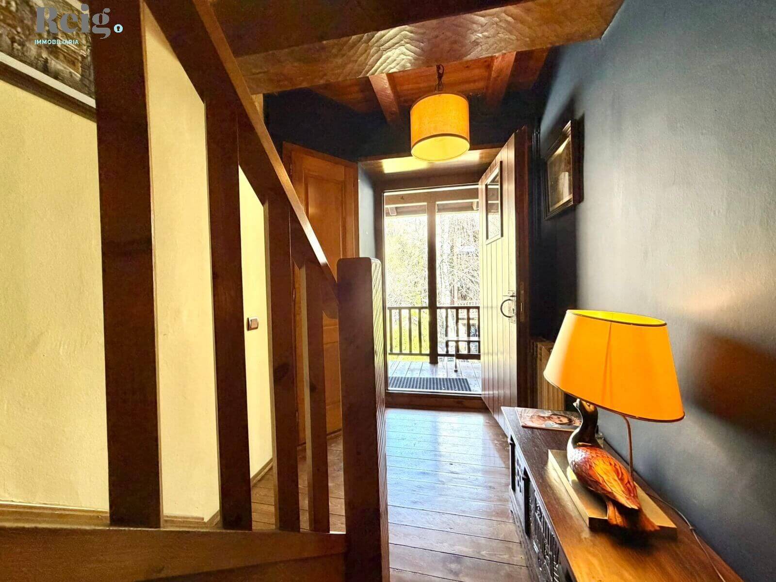 Impresionante casa al estilo rústico en Ordino - imagen 11